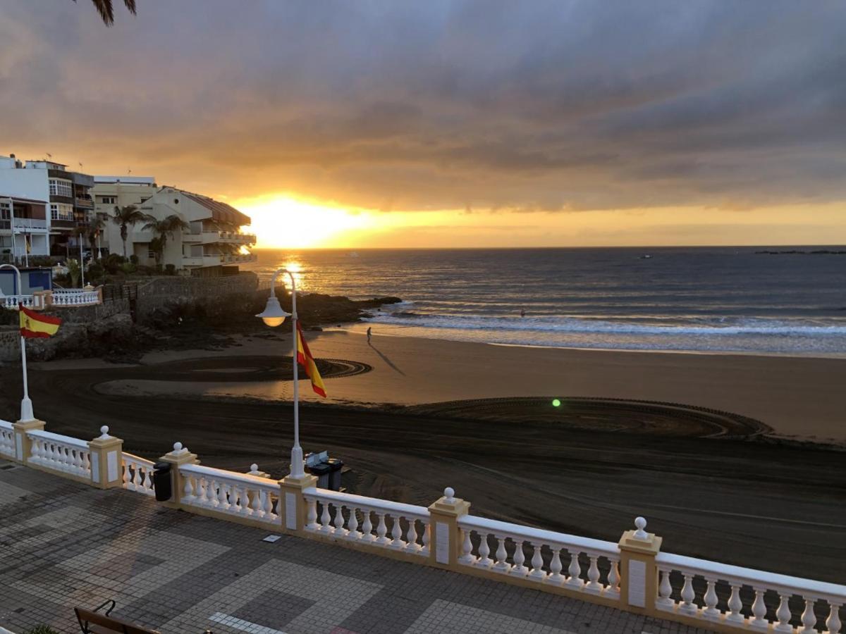 Espectacular En Primera Linea De La Playa Тельде Экстерьер фото